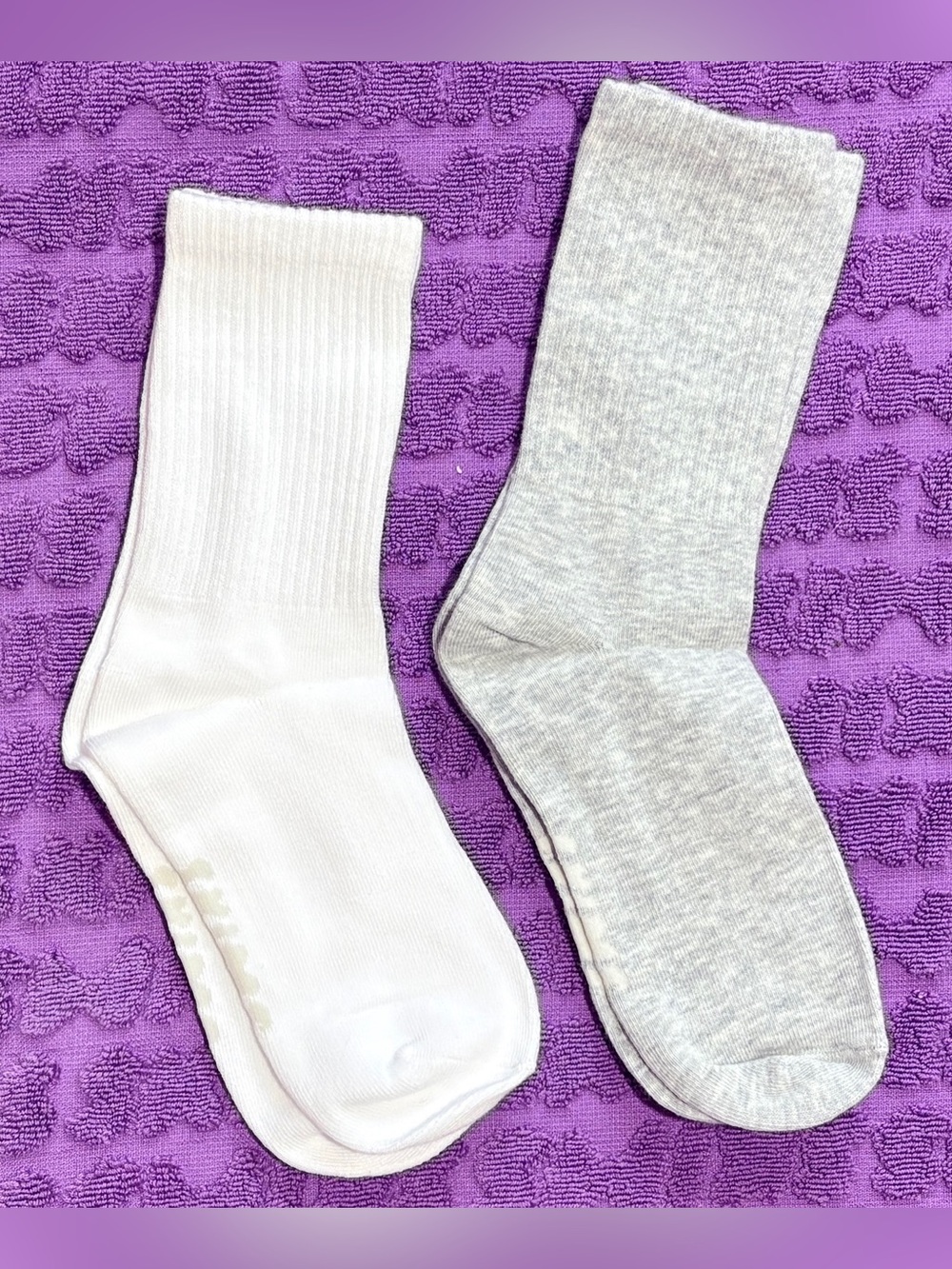 🤍 SKIMS Ribbed Crew Logo Sock Bundle | Snow White & Light Heather Gray | NWOT🏷
